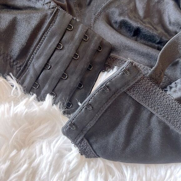 Bali Double Support Comfort U Wireless Full Figure Bra 3820 NWOT - Picture 7 of 14